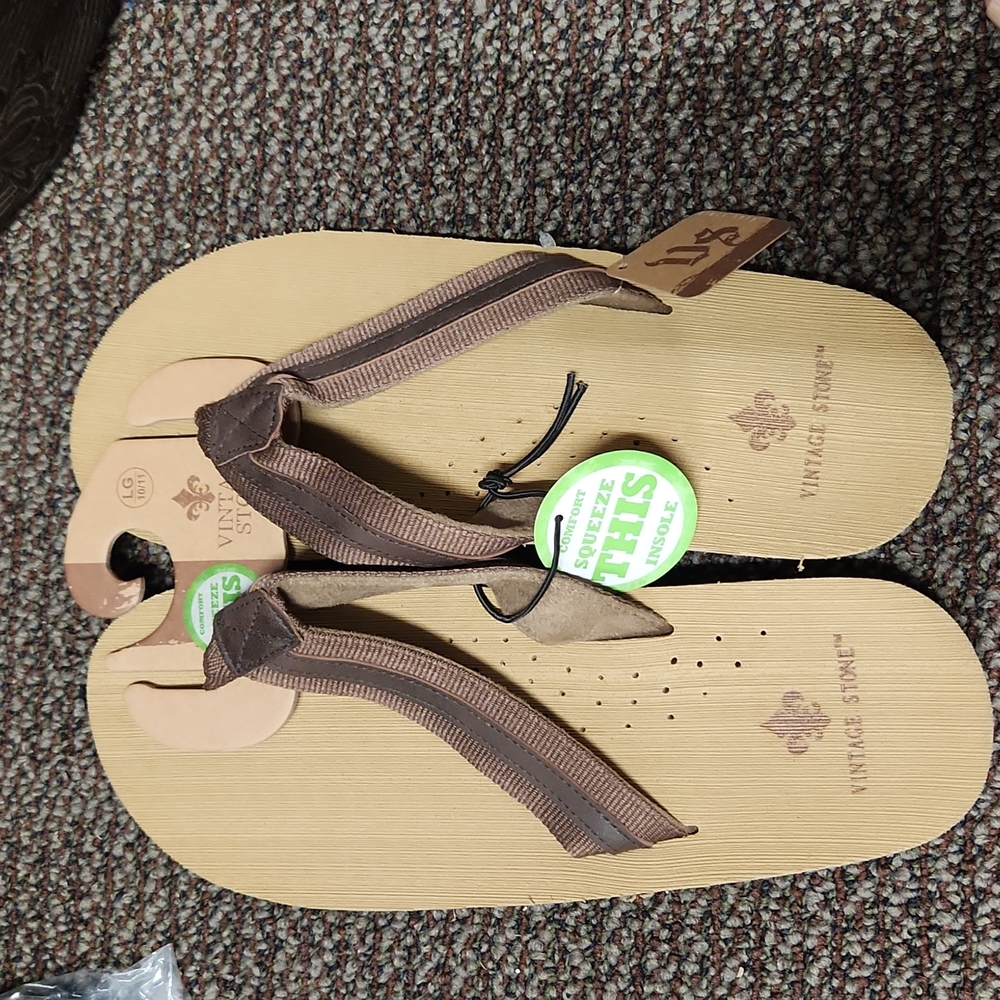 Vintage Stone Men's Flip-Flops